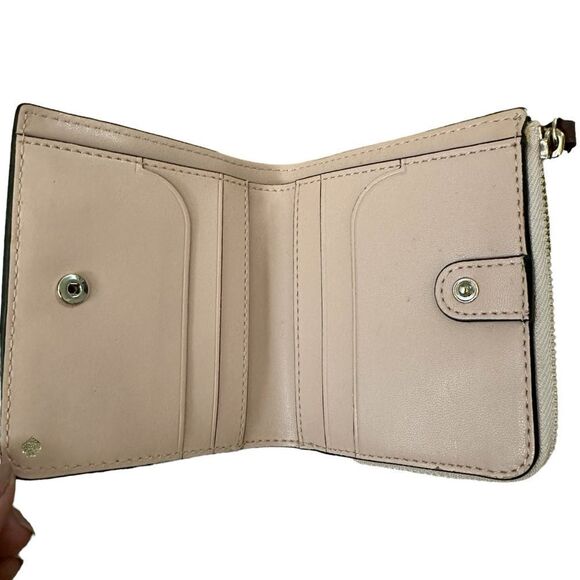 Kate Spade New York Pink Leather Cherrywood L-Zip Bifold Floral Pup wallet - Picture 5 of 10